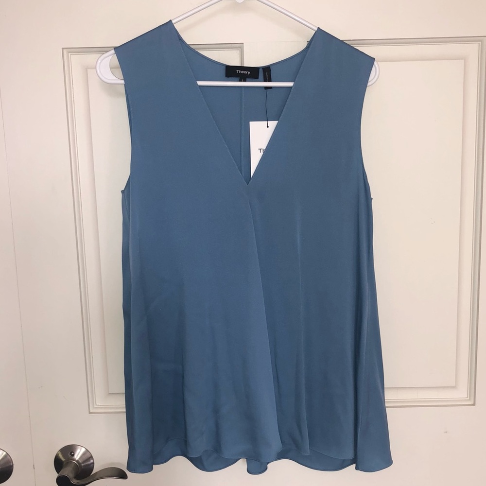 Theory Silk Sleeveless Top Size S in Seaglass NWT